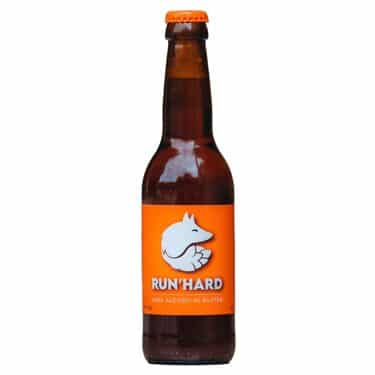 4152cd6e6cd627783145333430815765 RUN HARD - BLONDE – Image 1